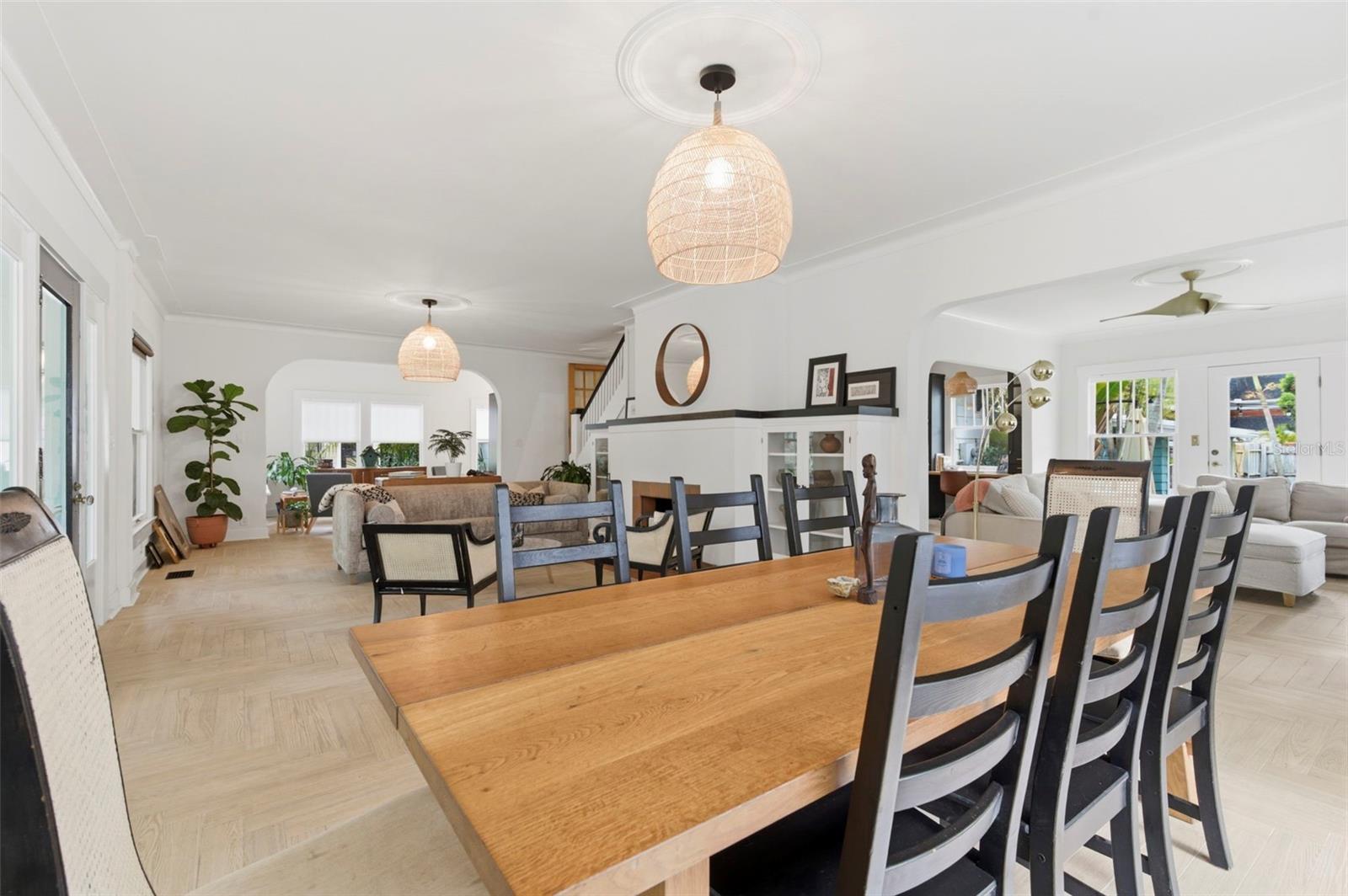 Image 12 of 85 For 816 16th Avenue Ne