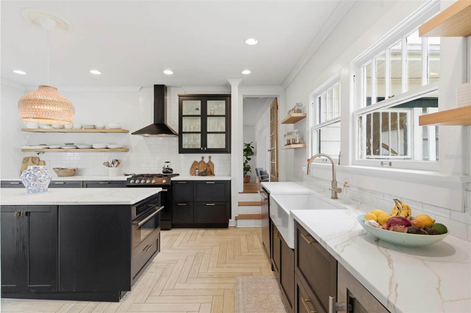 Image 21 of 85 For 816 16th Avenue Ne