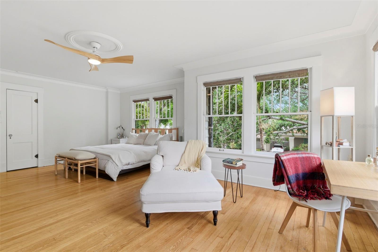 Image 44 of 85 For 816 16th Avenue Ne