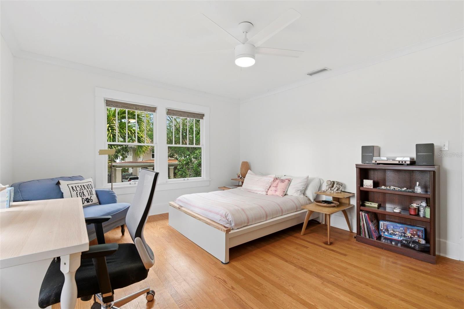 Image 49 of 85 For 816 16th Avenue Ne