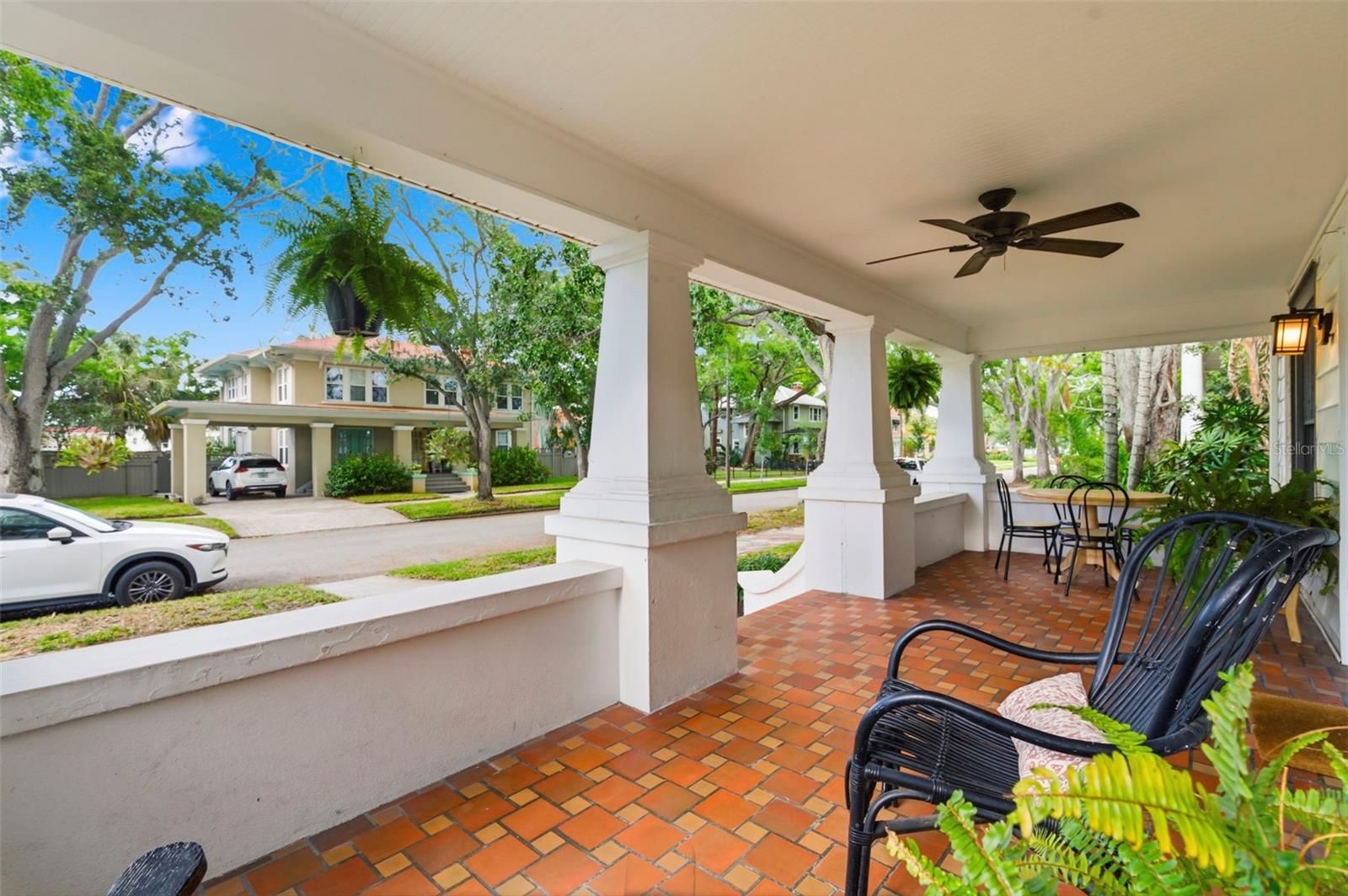 Image 5 of 85 For 816 16th Avenue Ne