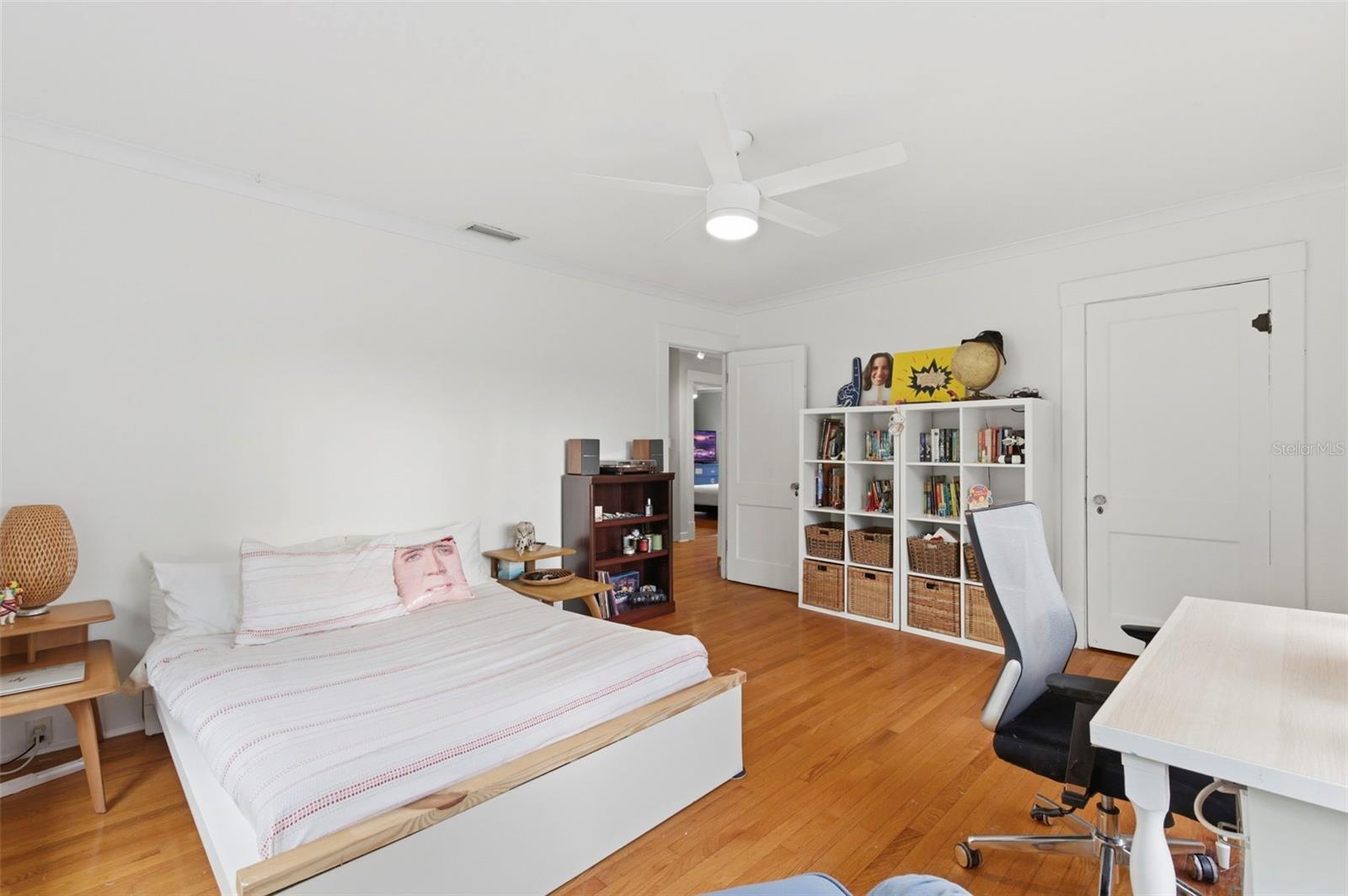 Image 51 of 85 For 816 16th Avenue Ne