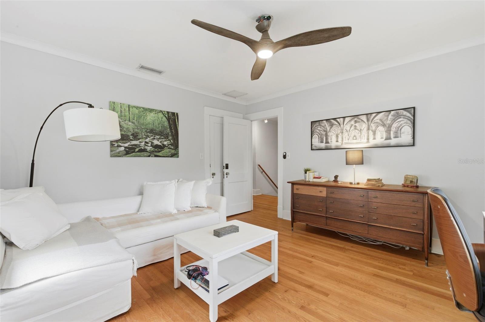 Image 54 of 85 For 816 16th Avenue Ne