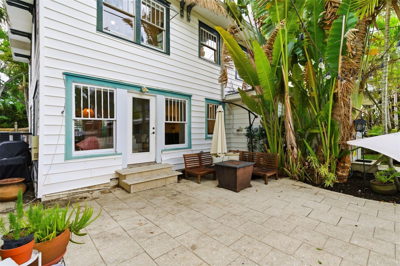 Image 67 of 85 For 816 16th Avenue Ne