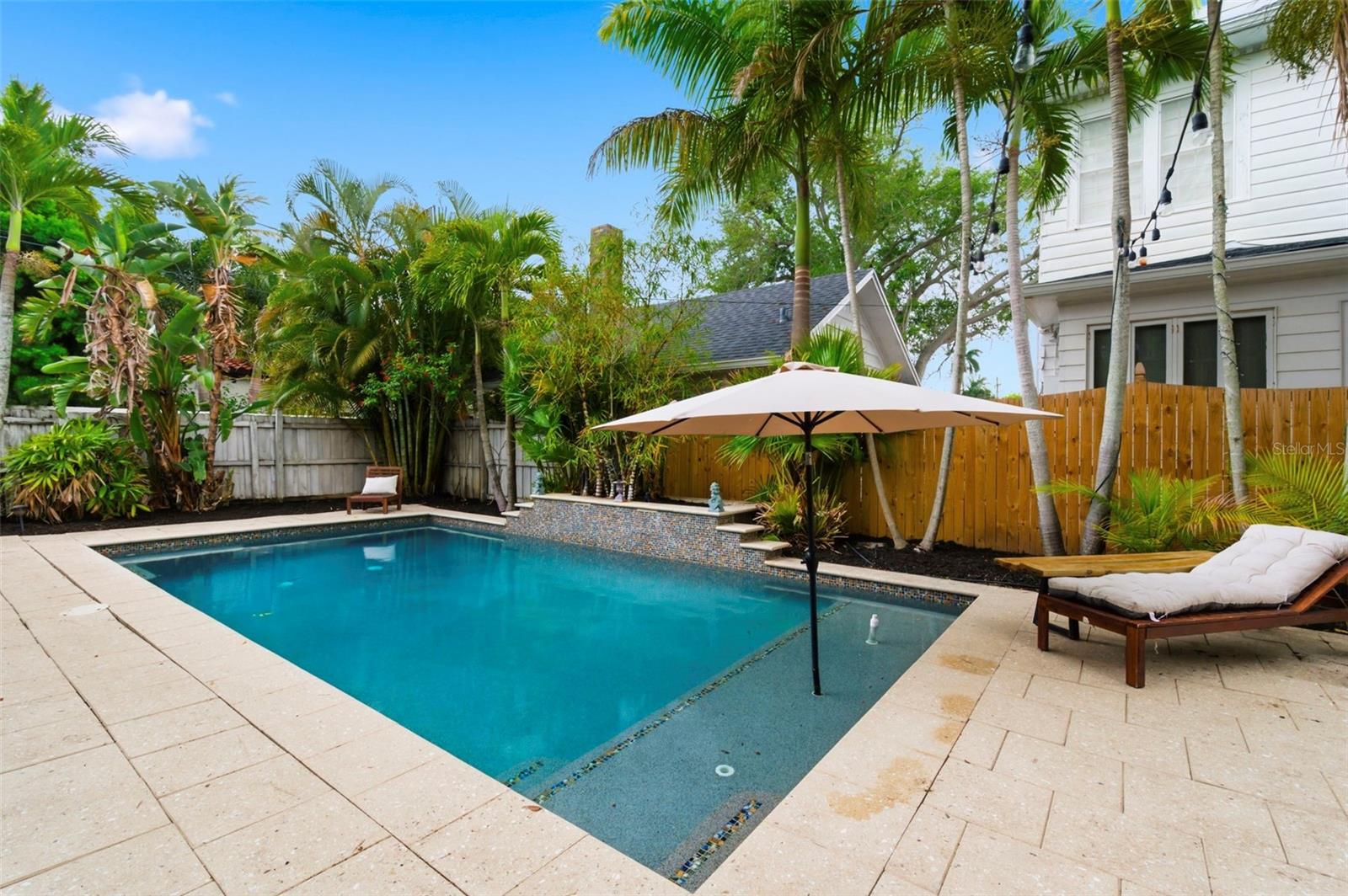 Image 77 of 85 For 816 16th Avenue Ne