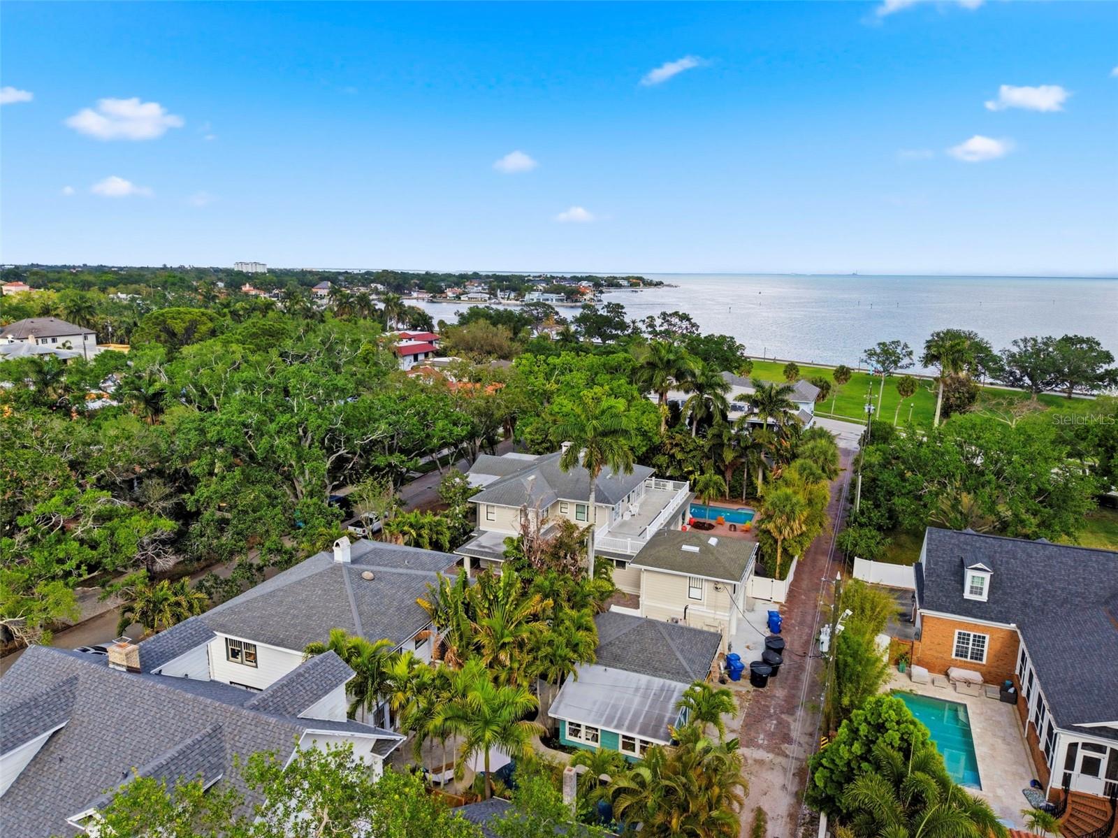 Image 81 of 85 For 816 16th Avenue Ne