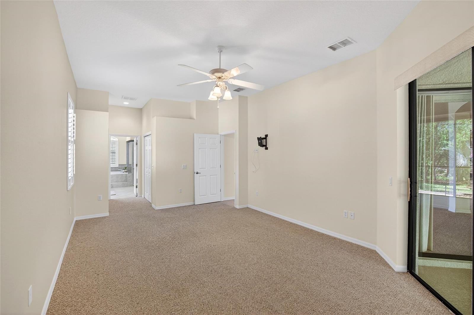 Image 22 of 65 For 21234 Tangor Road