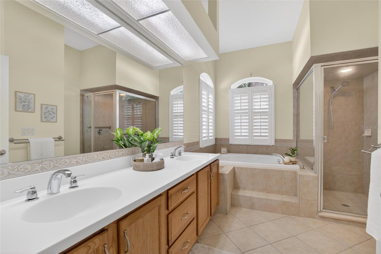 Image 24 of 65 For 21234 Tangor Road