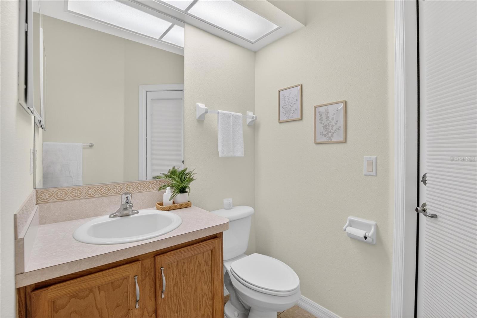 Image 31 of 65 For 21234 Tangor Road