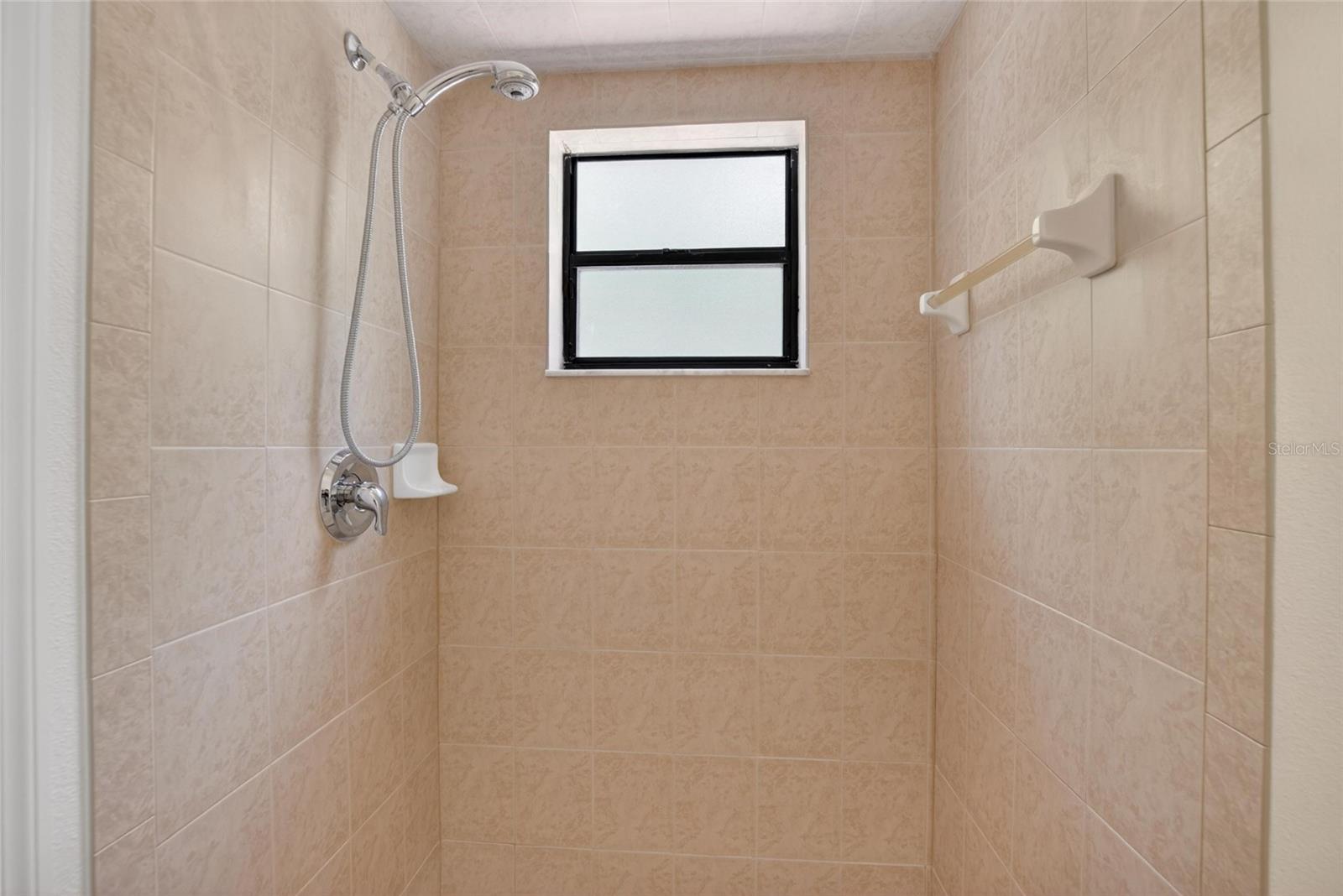 Image 33 of 65 For 21234 Tangor Road