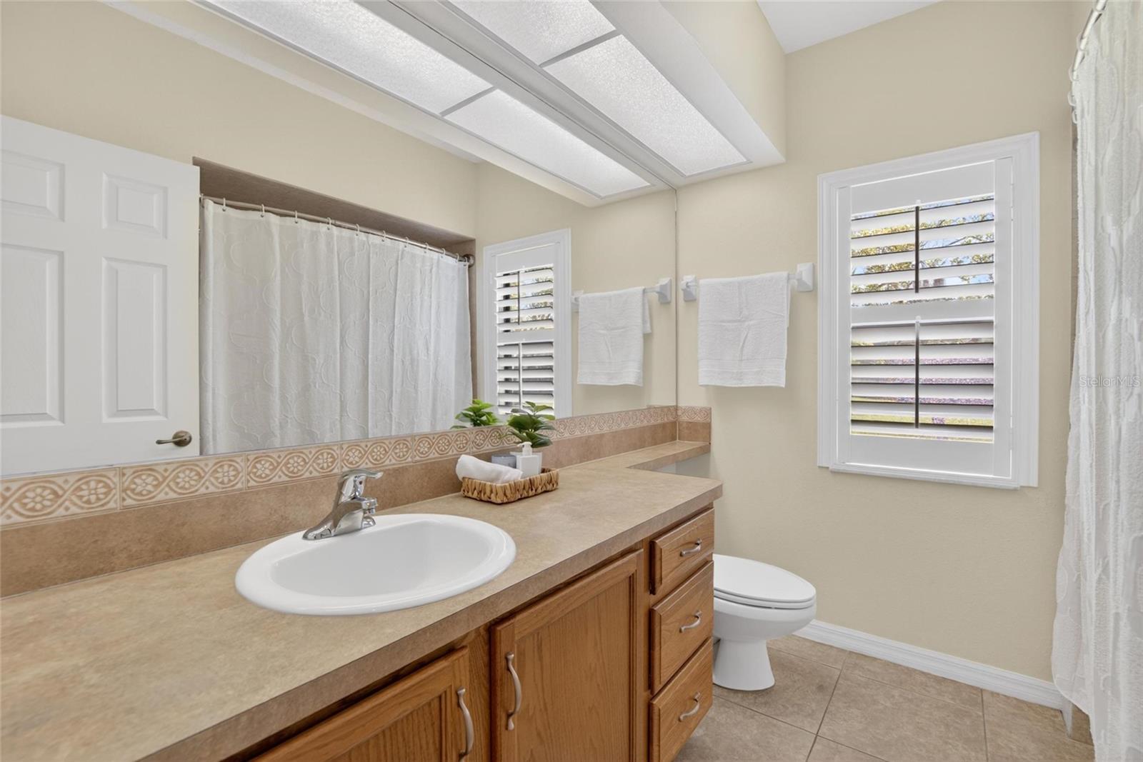 Image 36 of 65 For 21234 Tangor Road