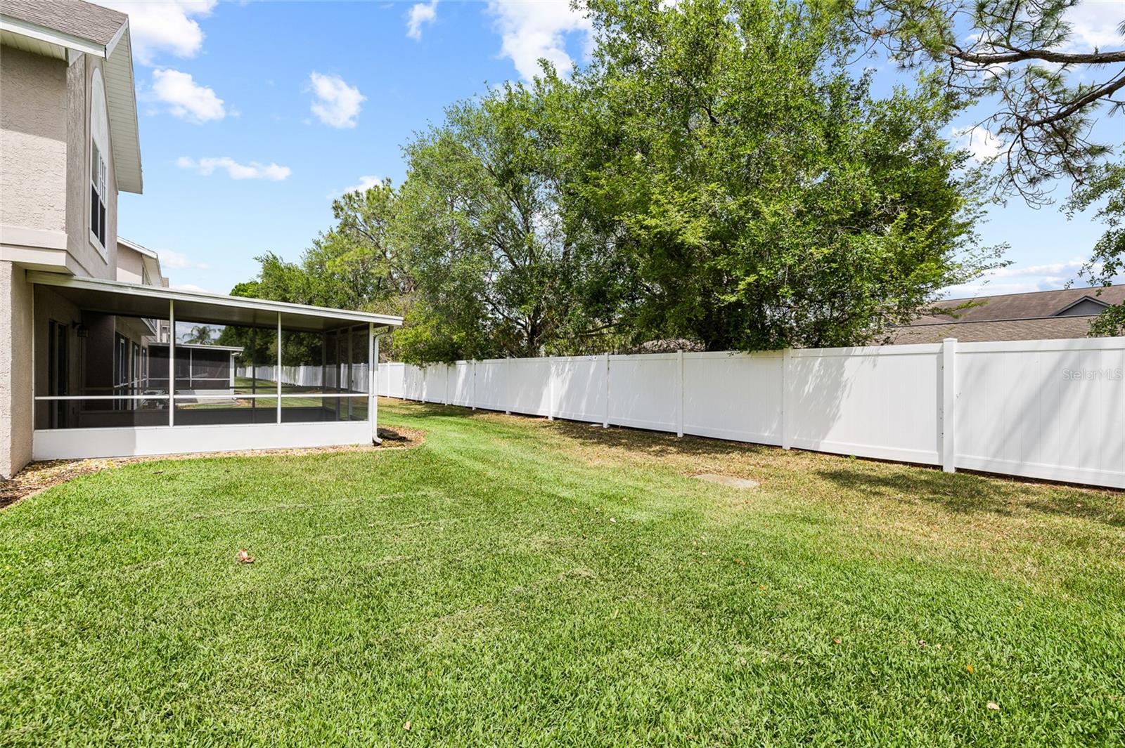 Image 25 of 29 For 539 Kensington Lake Circle