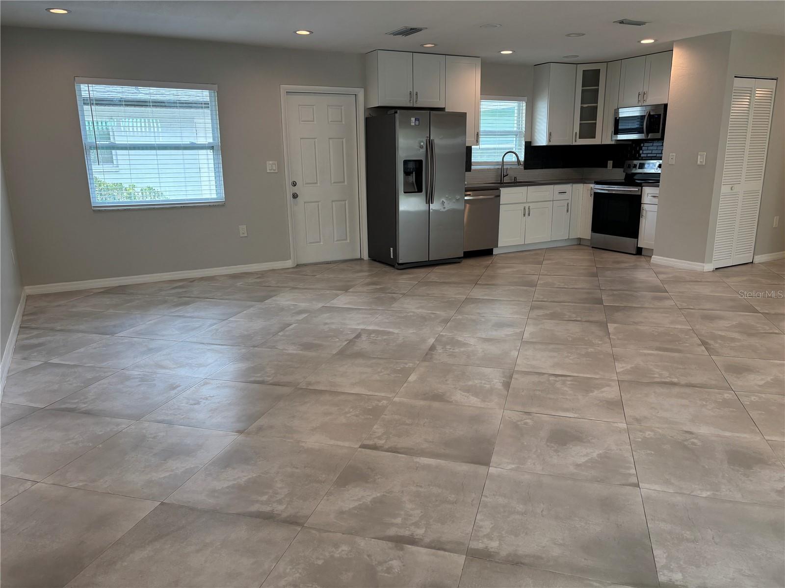 Image 4 of 17 For 5839 Erin Lane S A