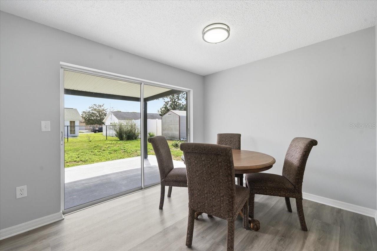 Image 13 of 42 For 3142 Loomis Drive