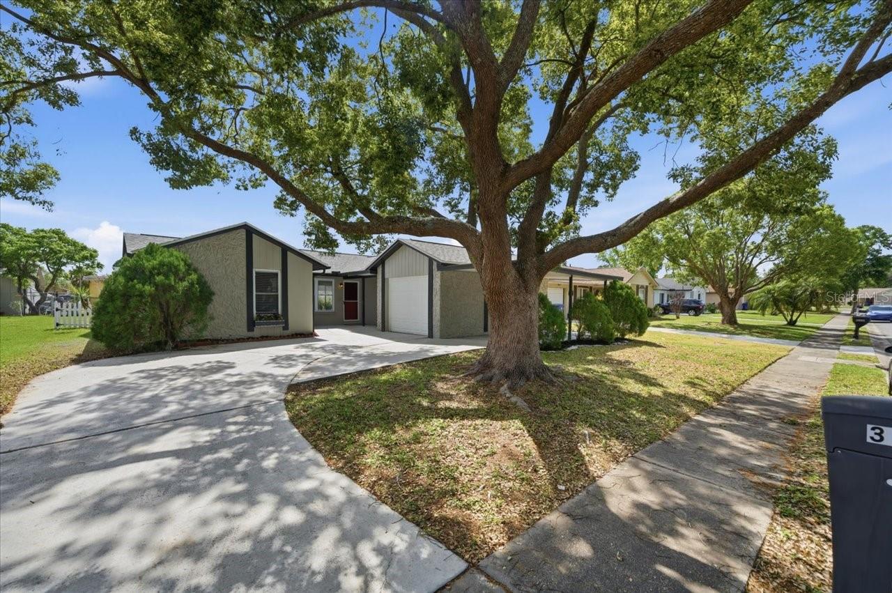 Image 2 of 42 For 3142 Loomis Drive