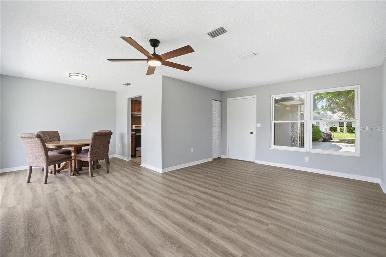 Image 6 of 42 For 3142 Loomis Drive