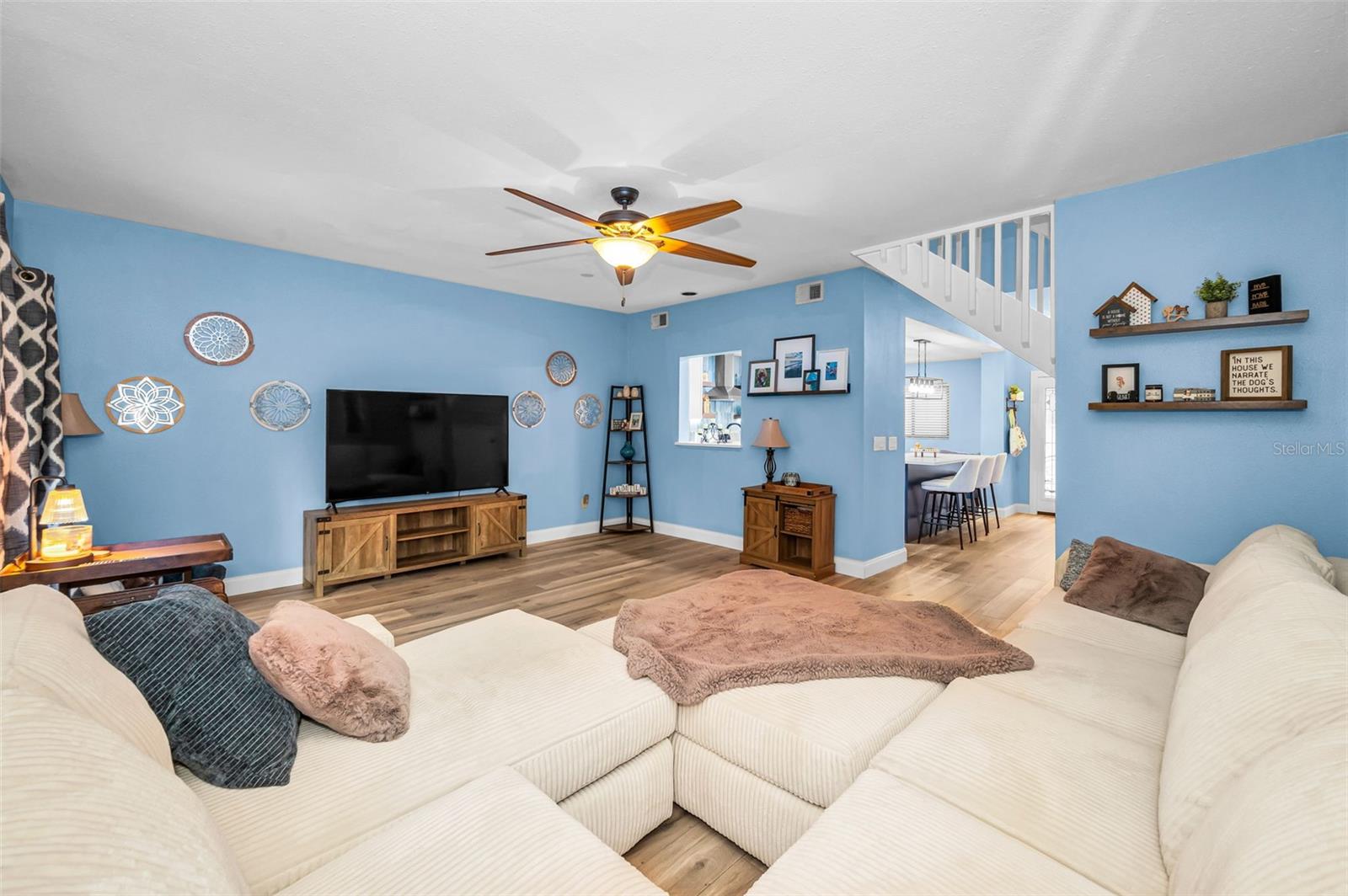 Image 17 of 55 For 3460 Countryside Boulevard 44