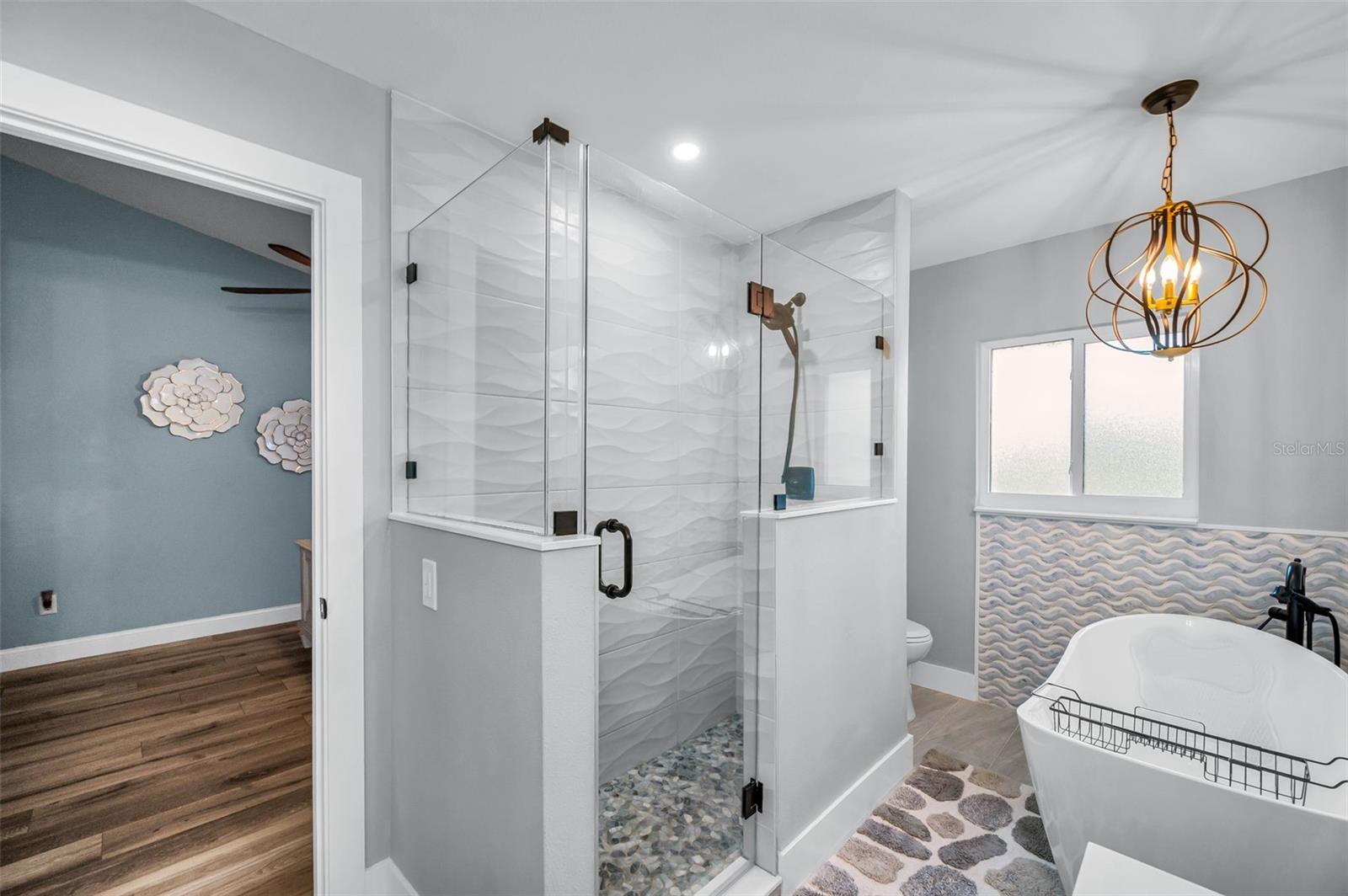 Image 23 of 55 For 3460 Countryside Boulevard 44