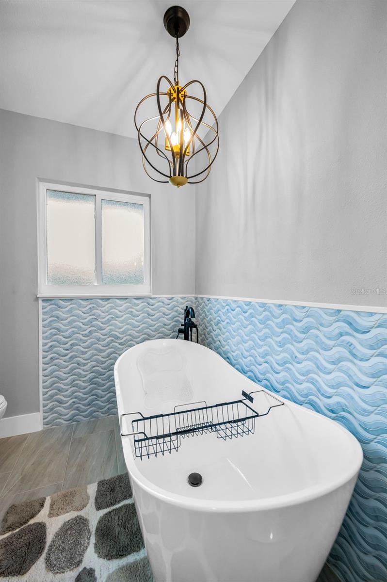 Image 25 of 55 For 3460 Countryside Boulevard 44