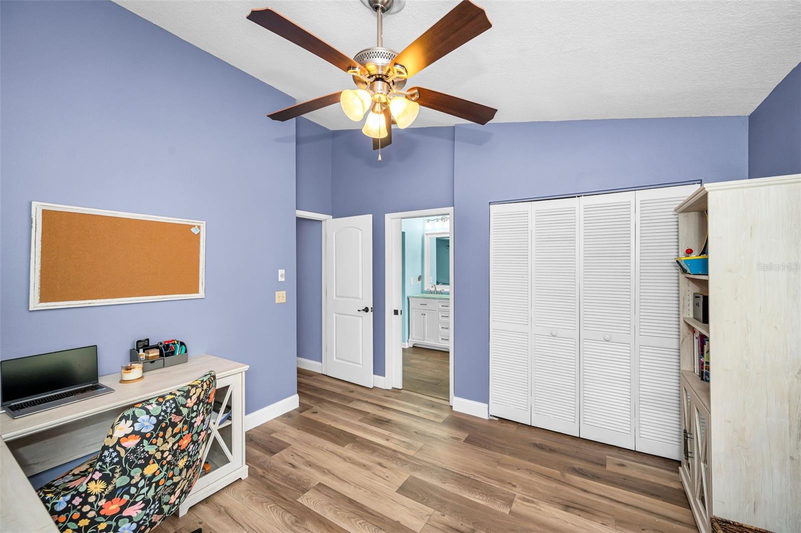 Image 31 of 55 For 3460 Countryside Boulevard 44