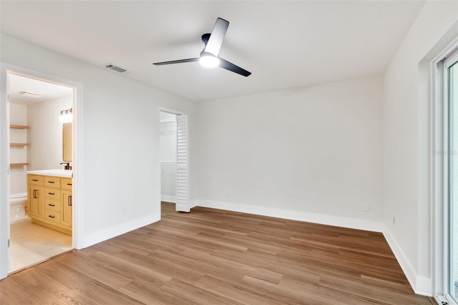 Image 38 of 50 For 115 Steeplechase Lane