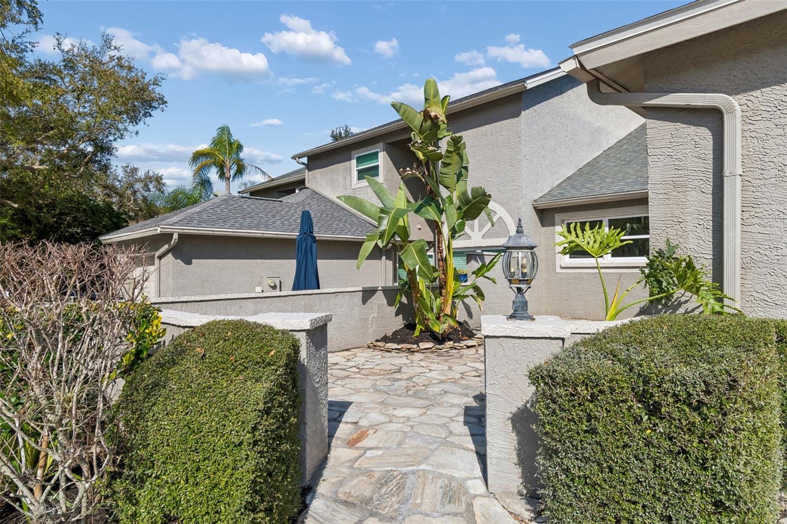 Image 4 of 50 For 115 Steeplechase Lane