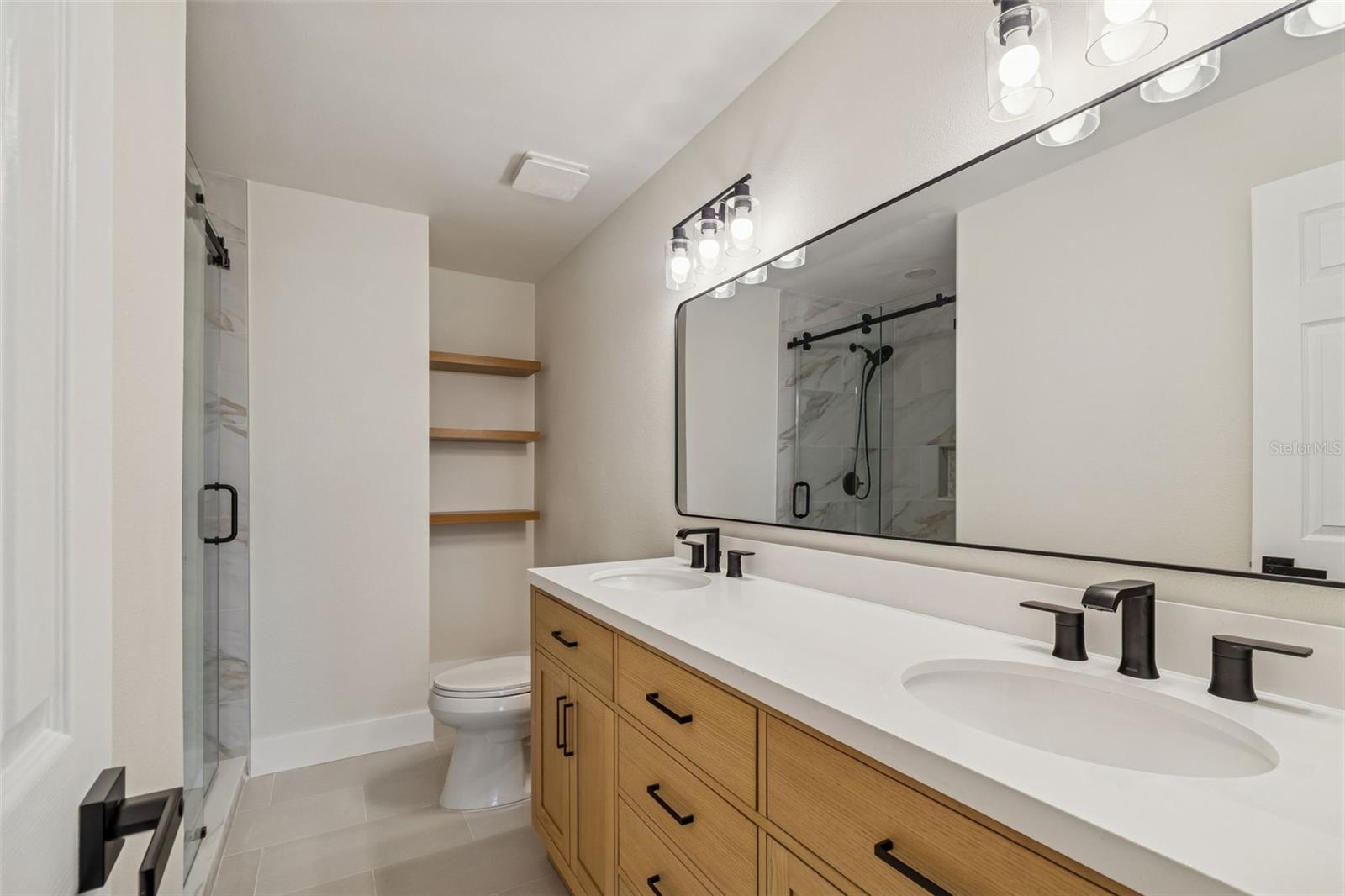 Image 40 of 50 For 115 Steeplechase Lane