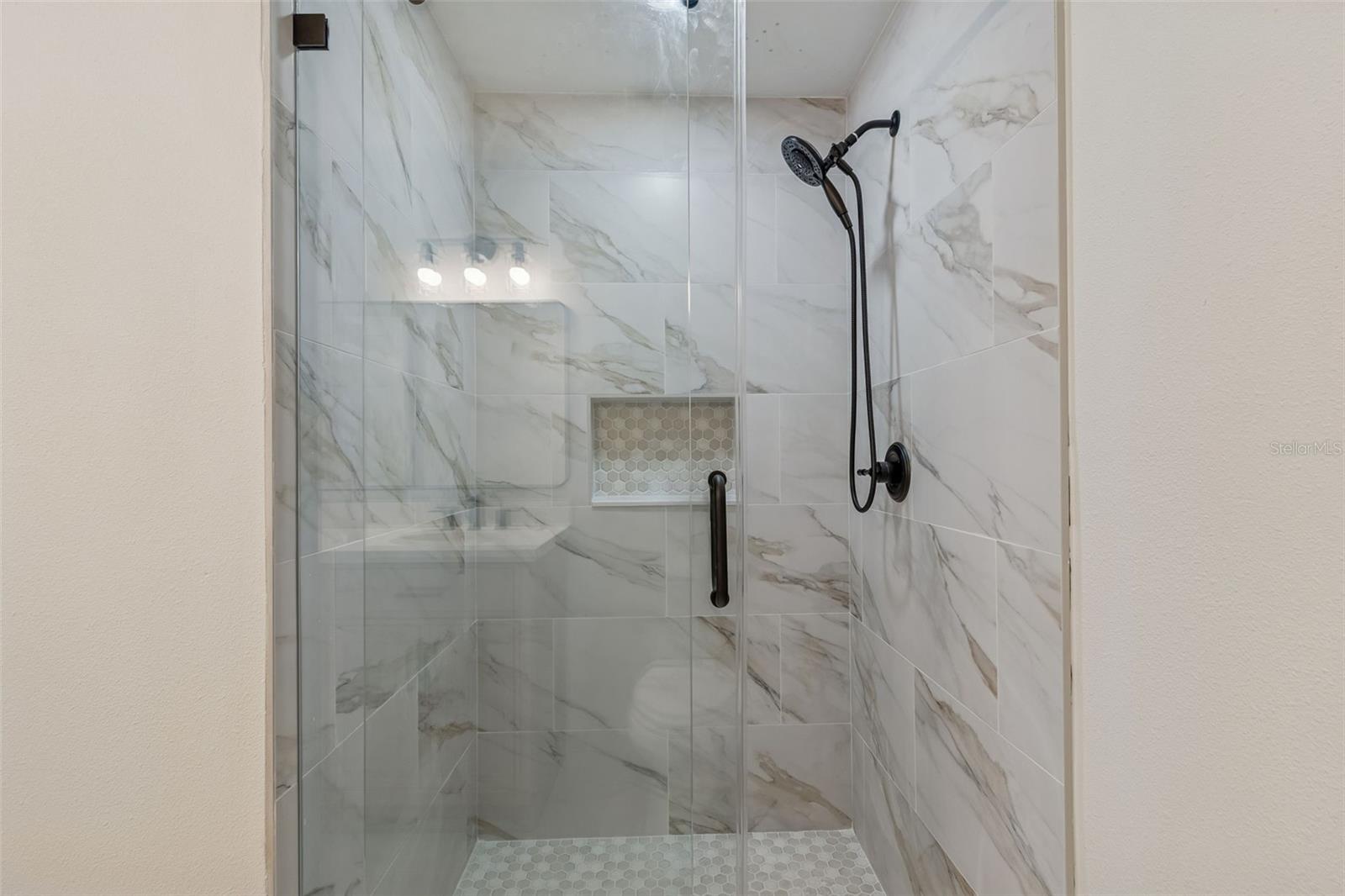 Image 42 of 50 For 115 Steeplechase Lane