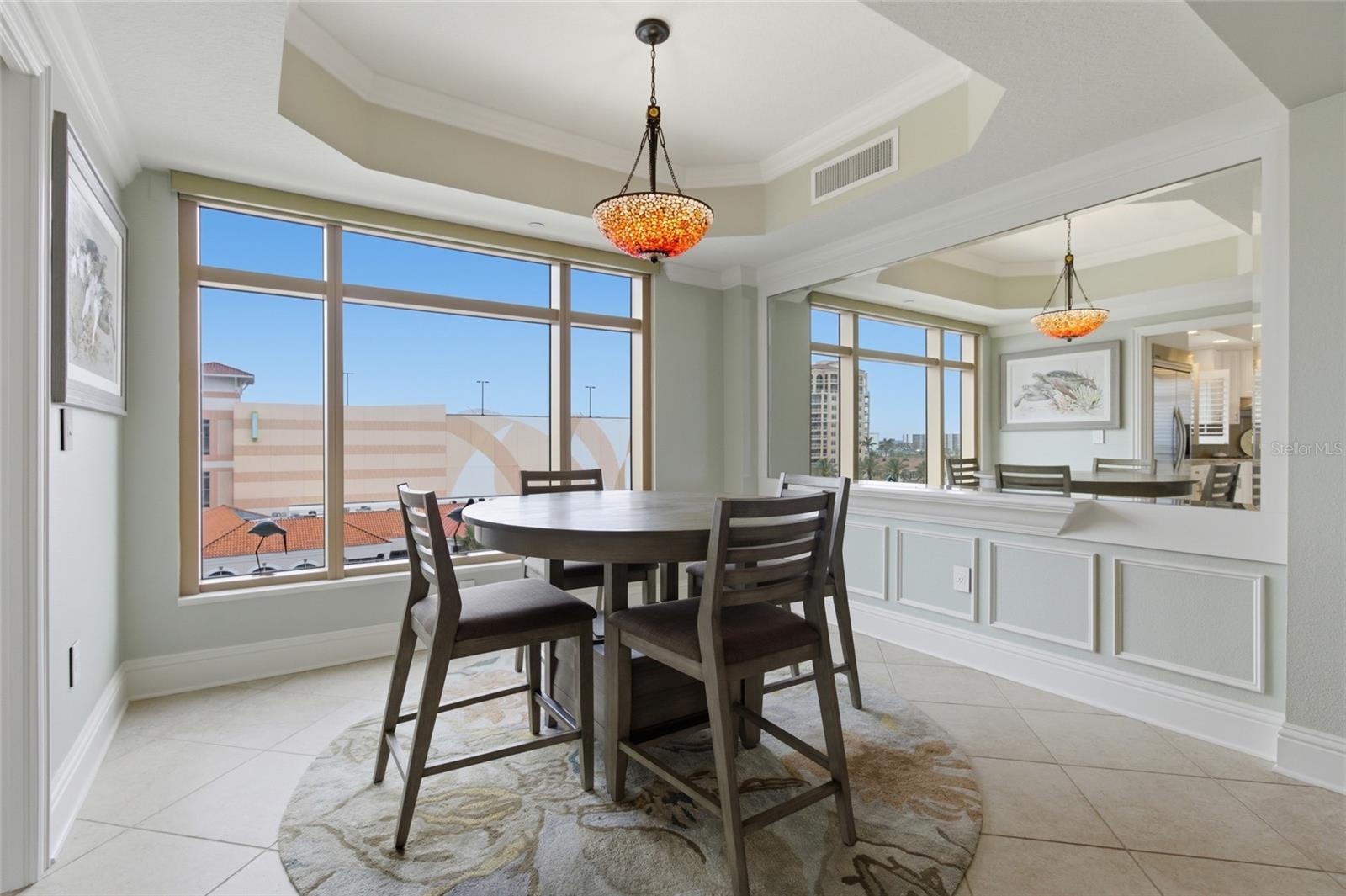 Image 13 of 59 For 11 Baymont Street 608