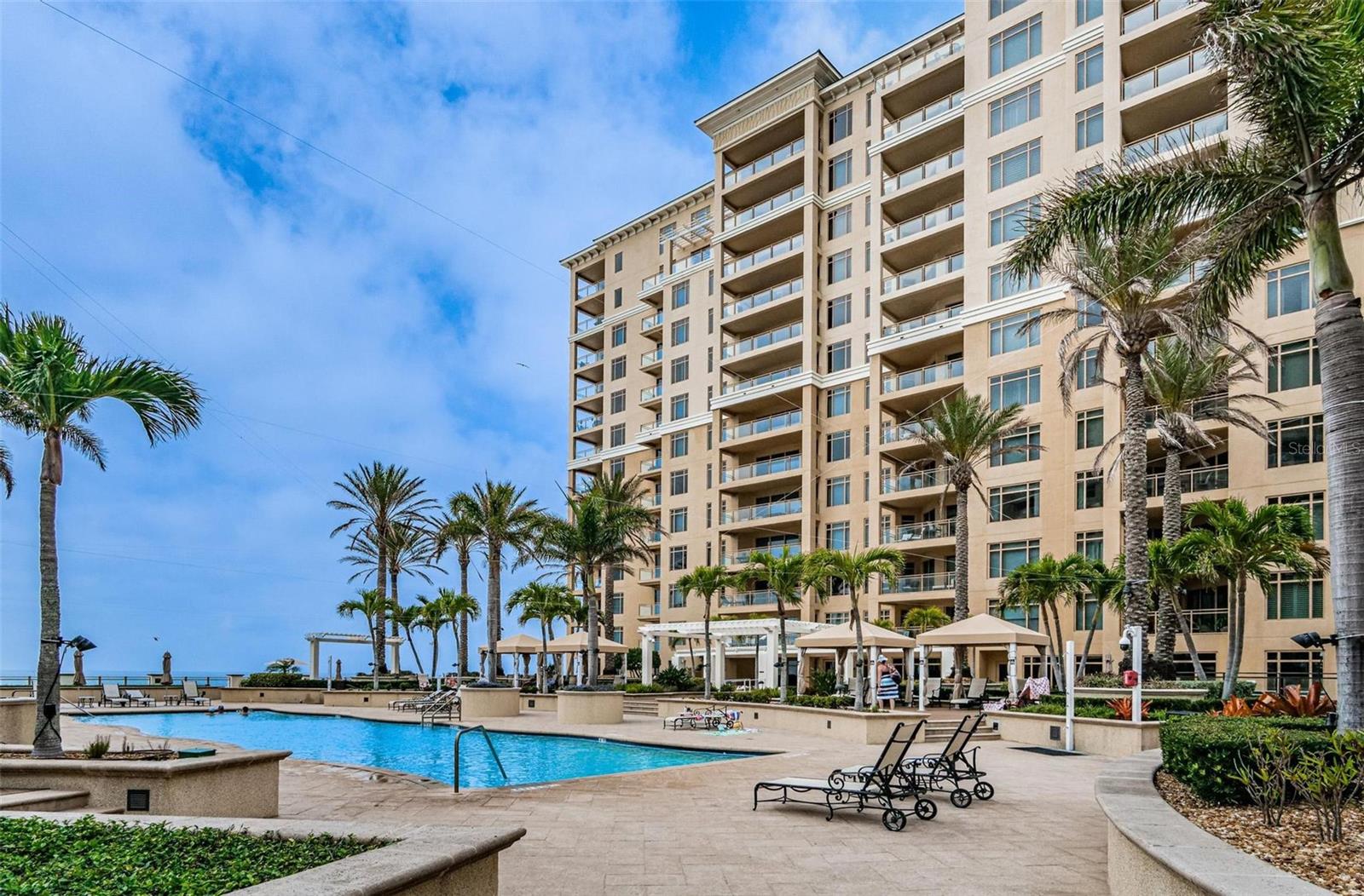 Image 2 of 59 For 11 Baymont Street 608