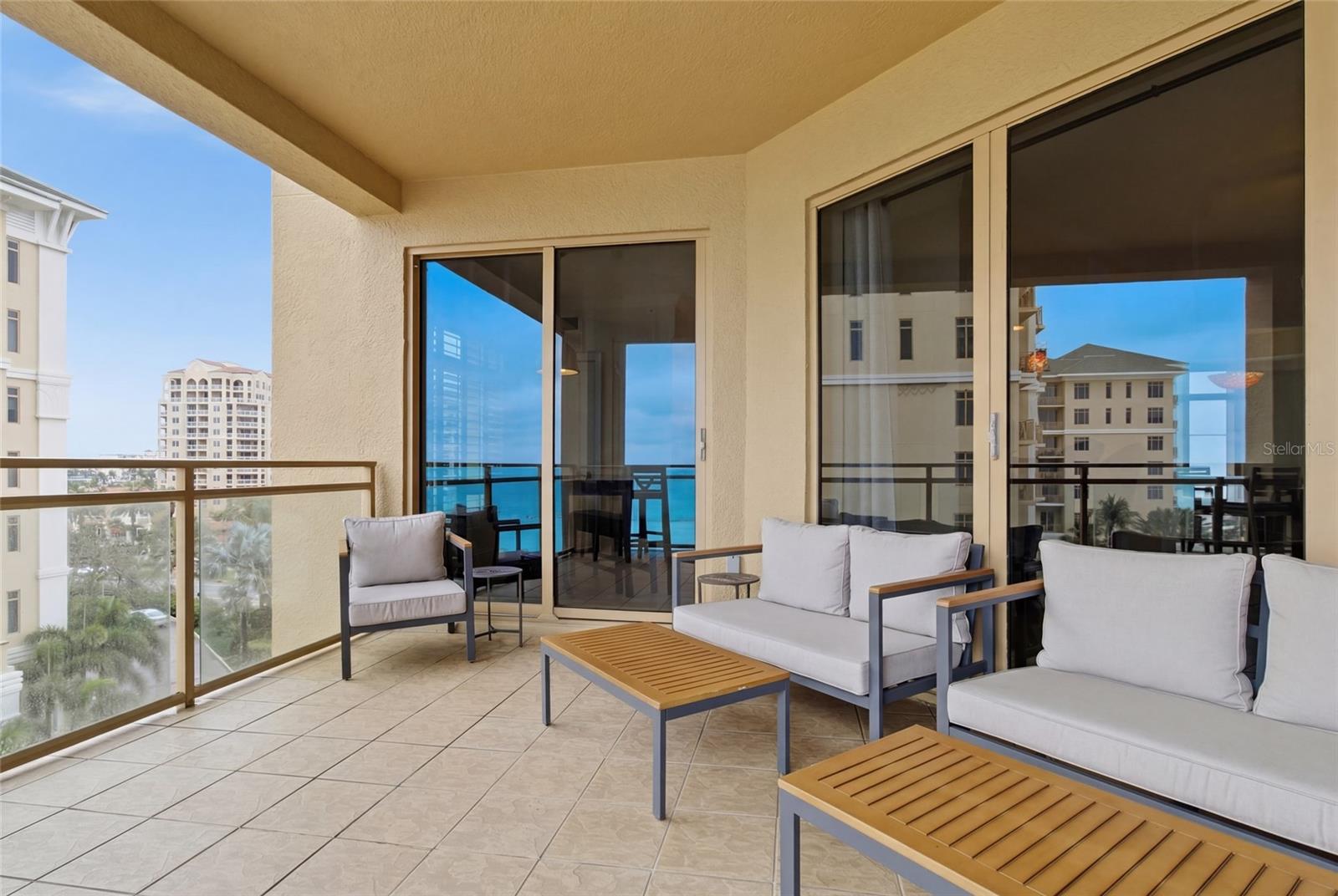 Image 41 of 59 For 11 Baymont Street 608