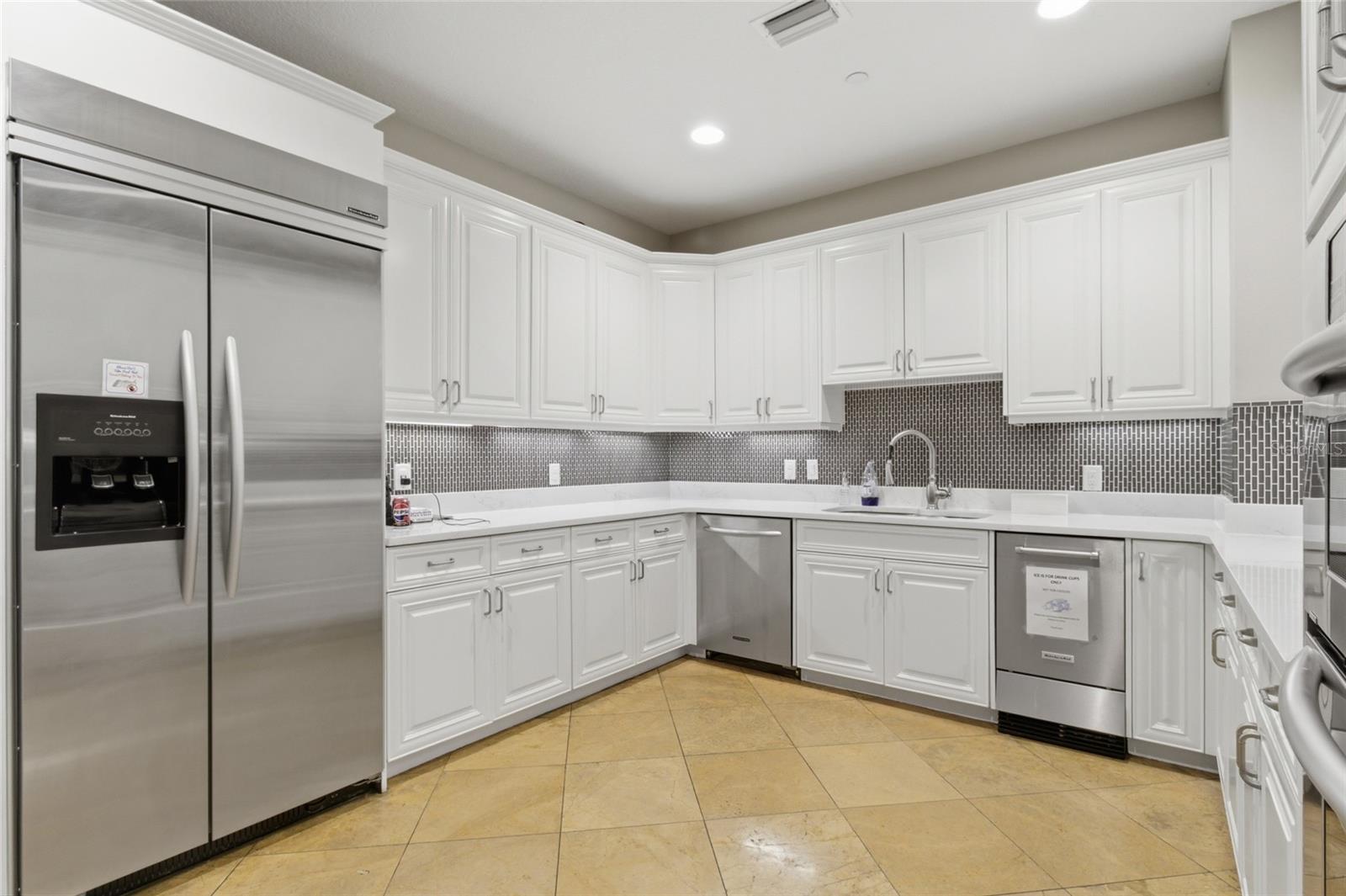 Image 55 of 59 For 11 Baymont Street 608