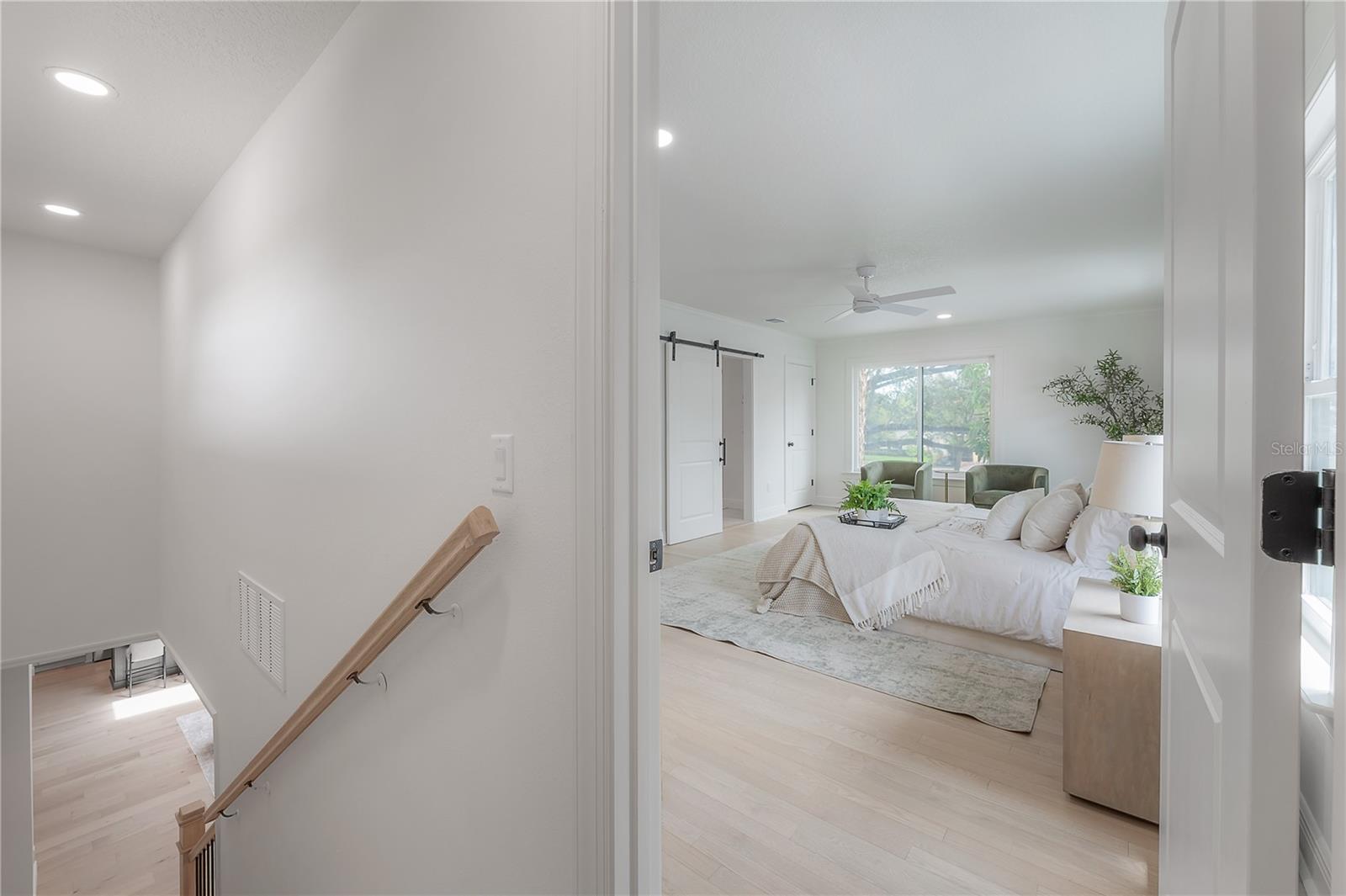 Image 19 of 48 For 471 Davis Boulevard