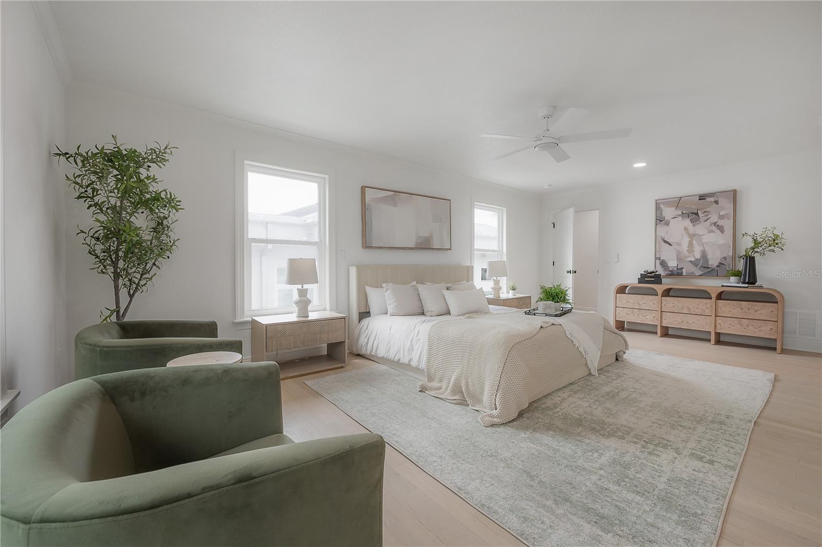 Image 21 of 48 For 471 Davis Boulevard