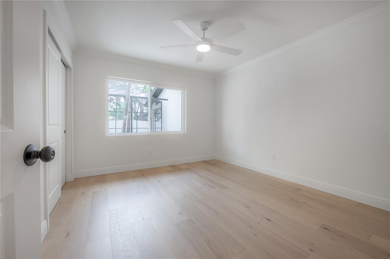 Image 27 of 48 For 471 Davis Boulevard