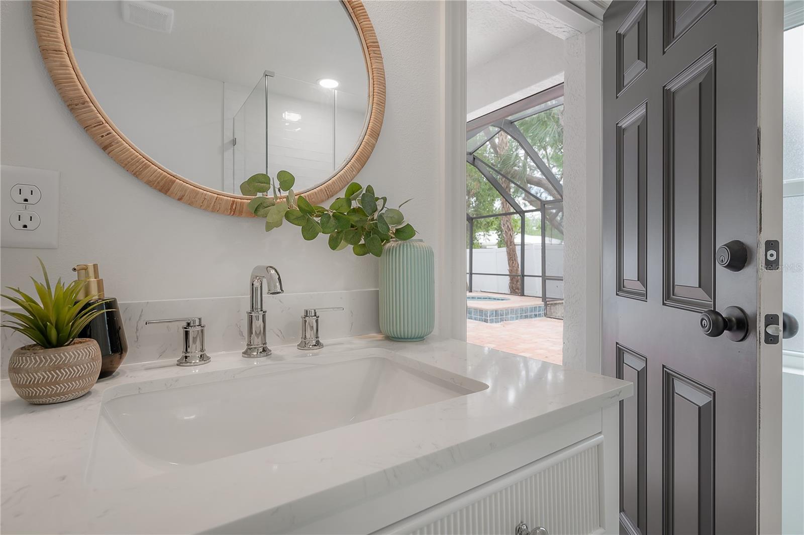 Image 37 of 48 For 471 Davis Boulevard