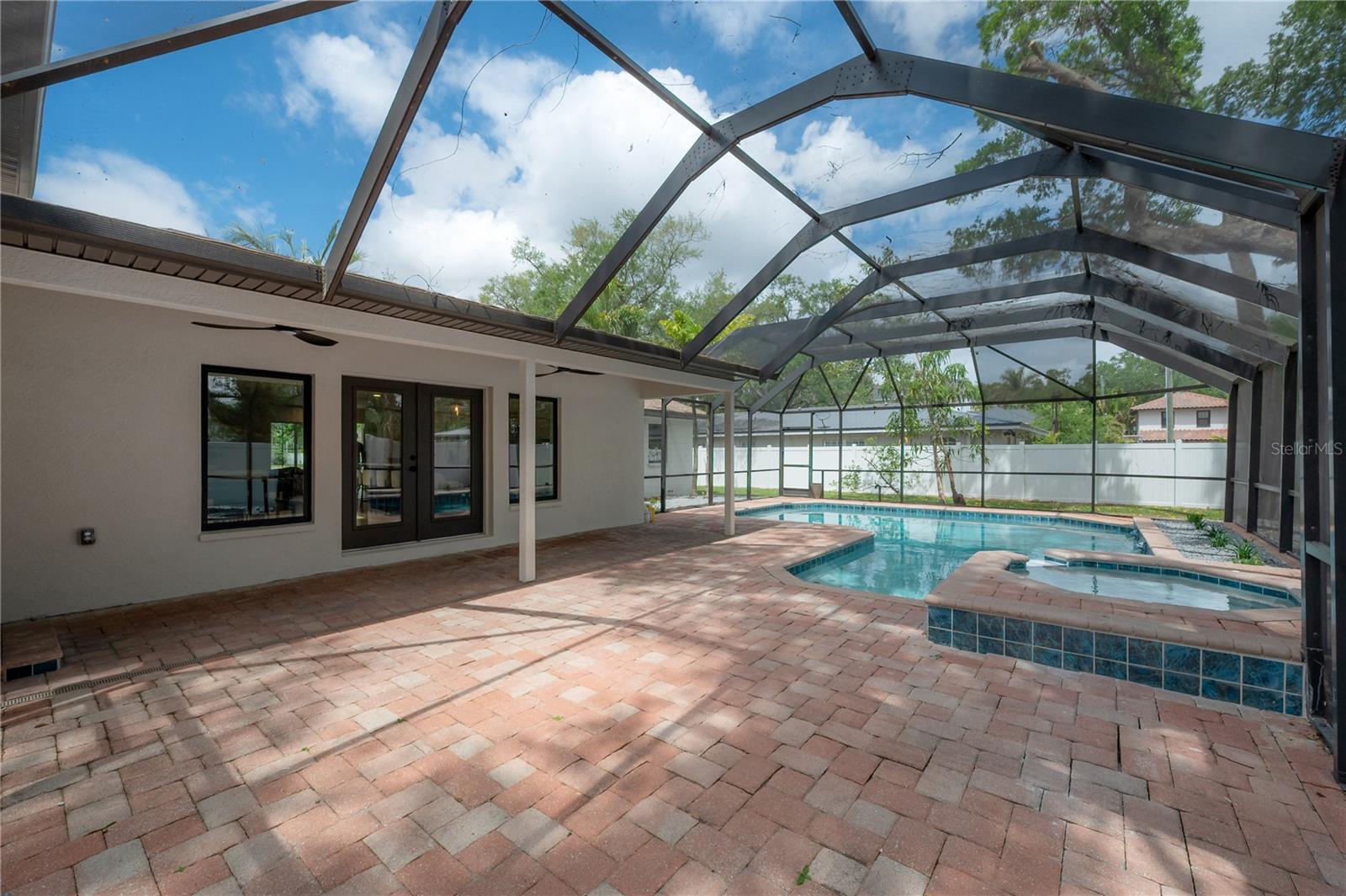 Image 45 of 48 For 471 Davis Boulevard