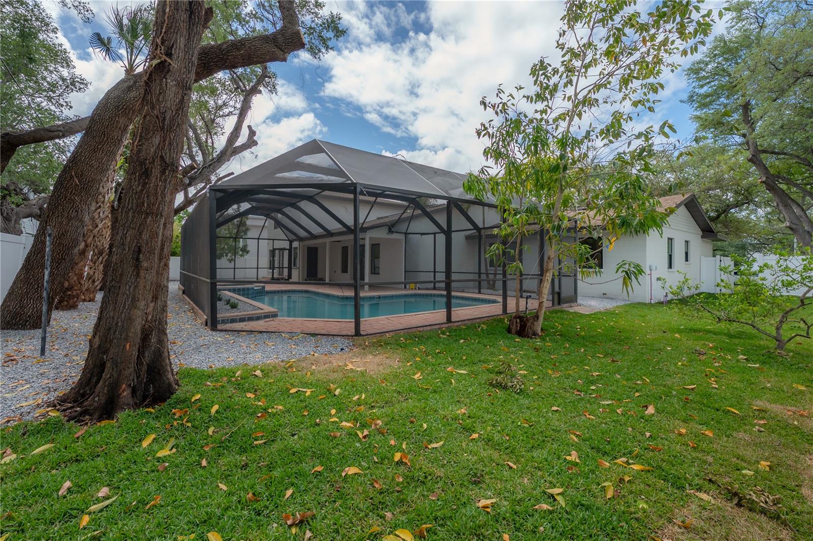 Image 47 of 48 For 471 Davis Boulevard