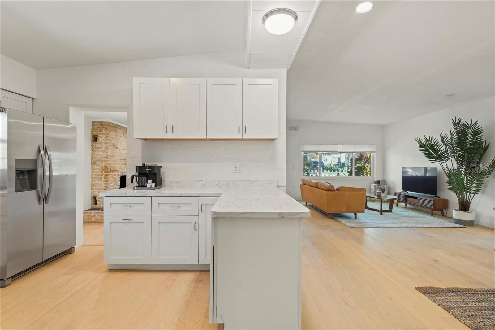 Listing photo id 13 for 12296 144th Lane