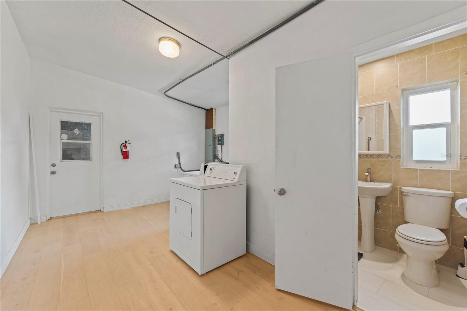 Listing photo id 22 for 12296 144th Lane