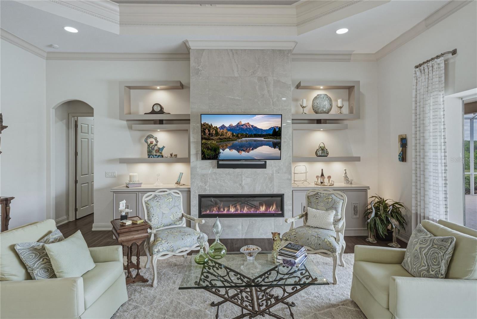 Image 14 of 88 For 13816 Carryback Drive