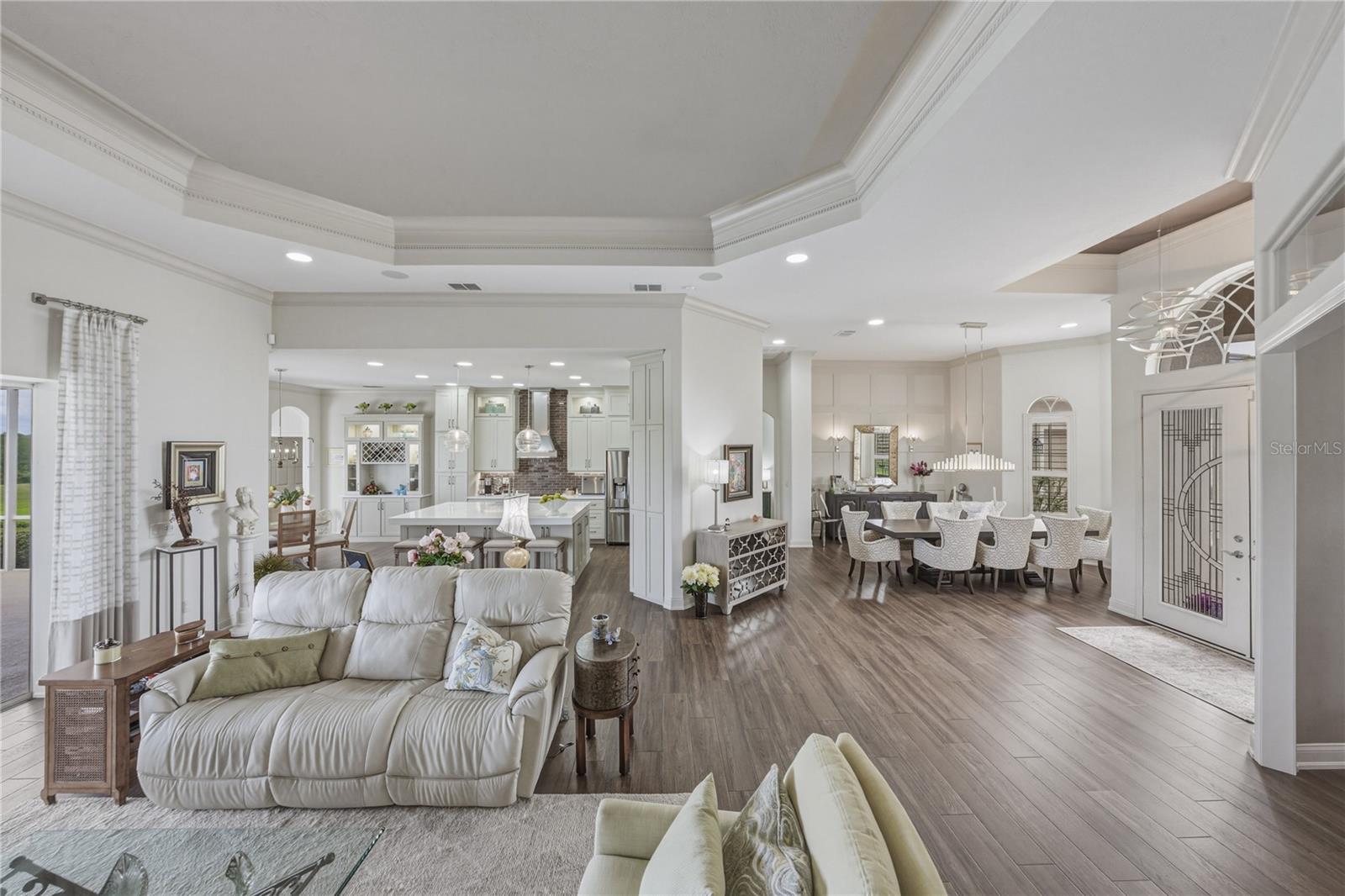 Image 17 of 88 For 13816 Carryback Drive