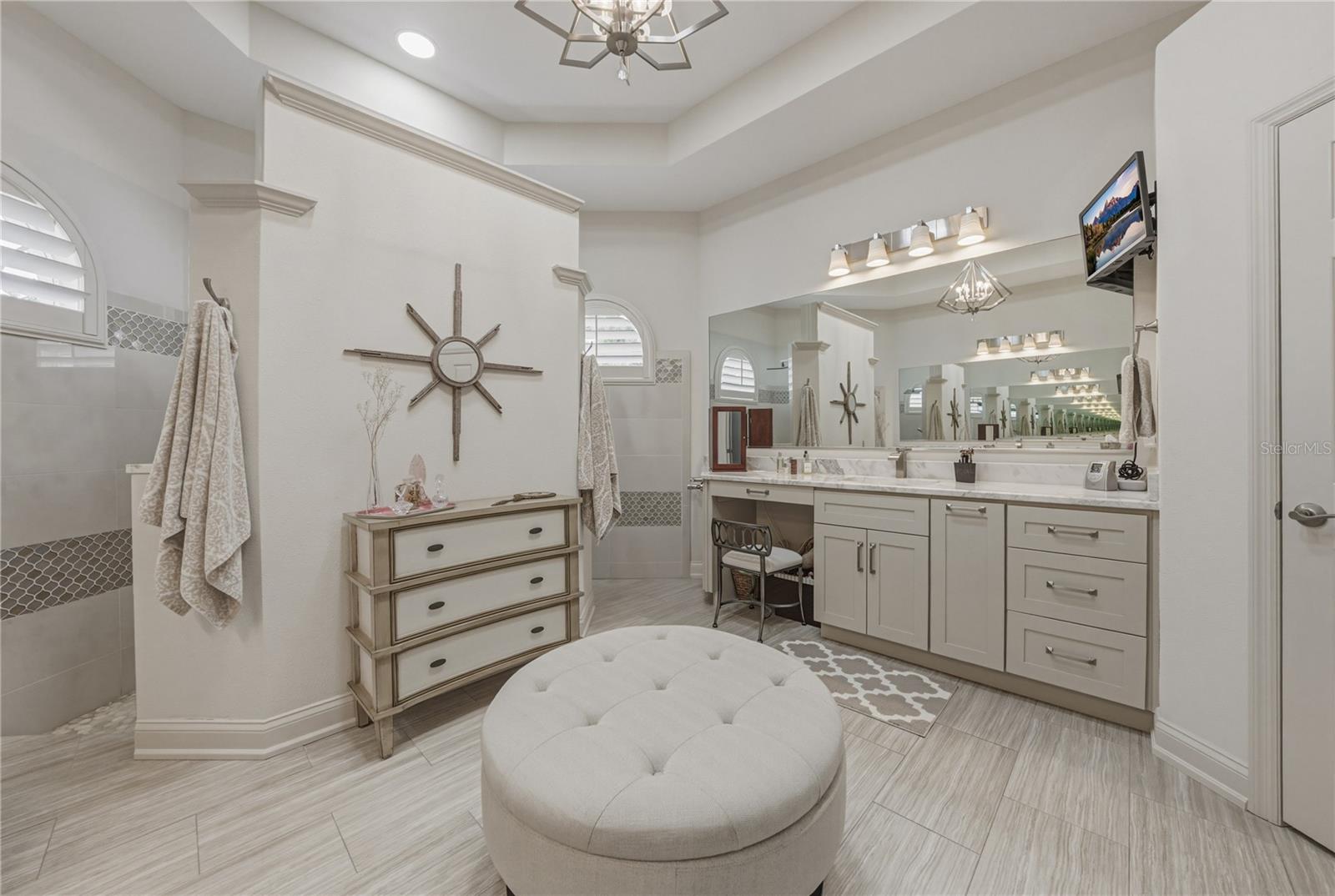 Image 41 of 88 For 13816 Carryback Drive