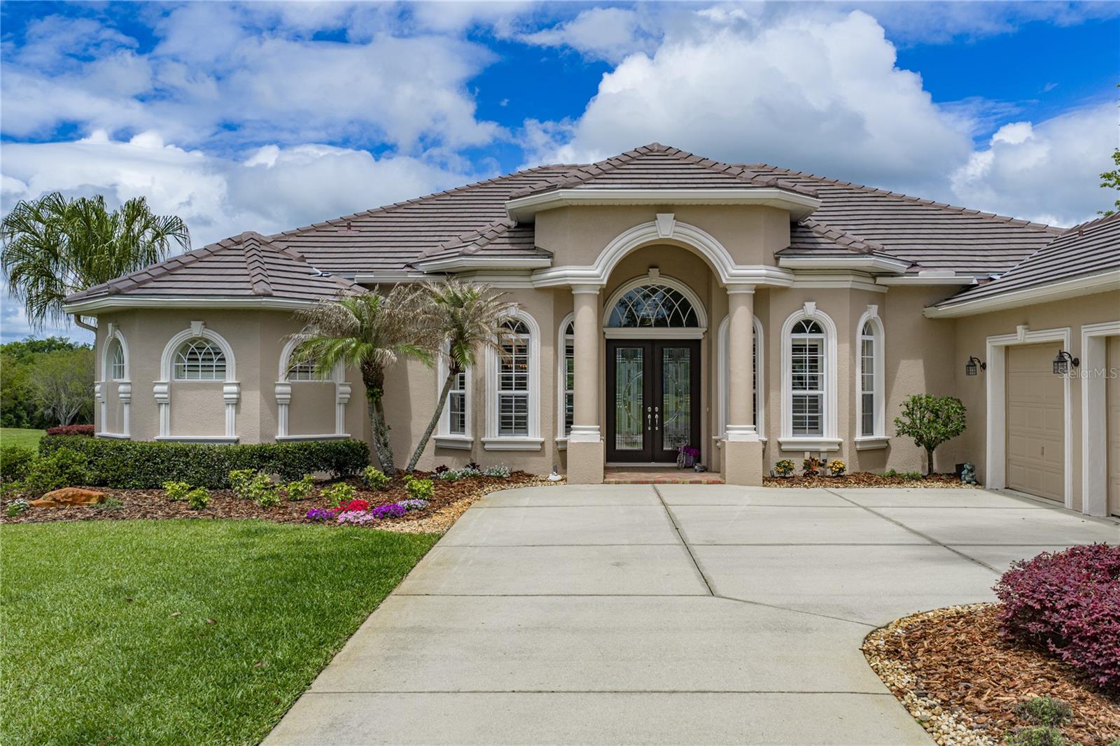 Image 6 of 88 For 13816 Carryback Drive