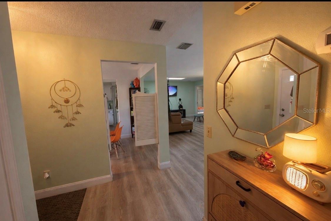 Image 15 of 42 For 12262 Hyacinth Point