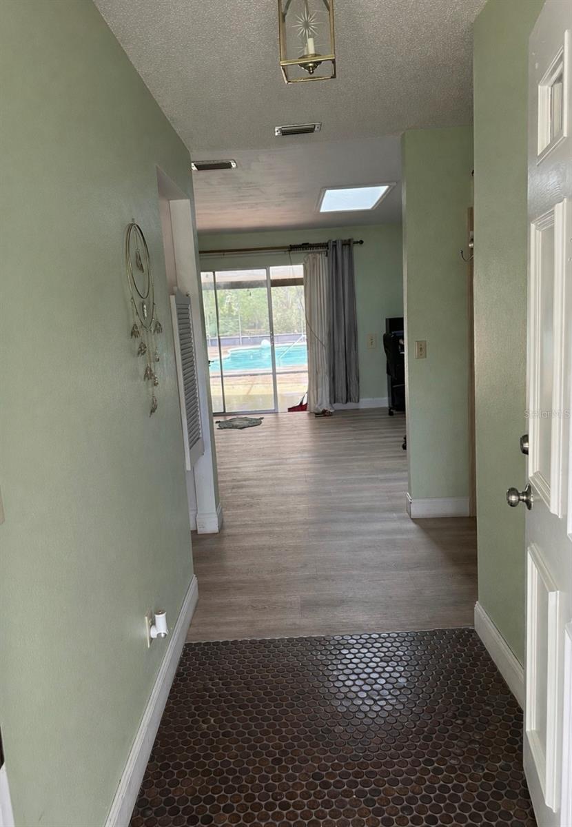 Image 5 of 42 For 12262 Hyacinth Point