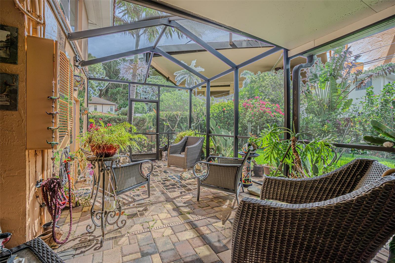 Image 24 of 57 For 243 Snell Isle Boulevard Ne