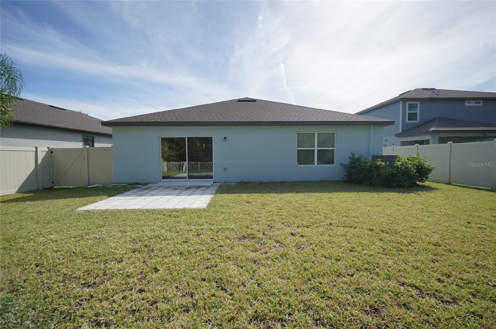 Image 20 of 29 For 30399 Marquette Avenue