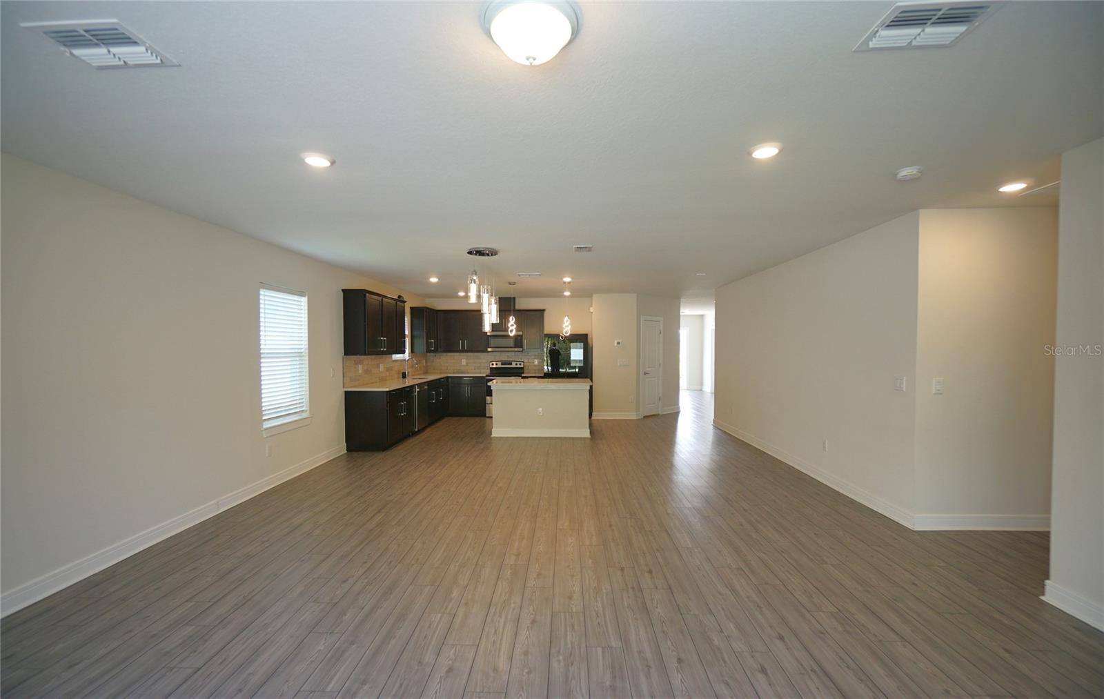 Image 4 of 29 For 30399 Marquette Avenue