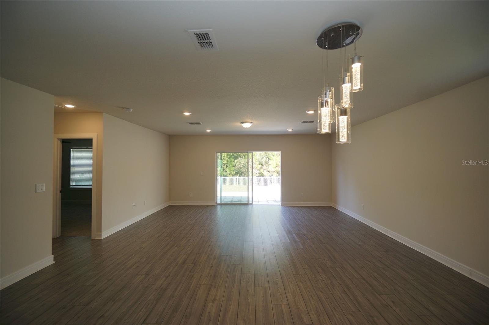 Image 5 of 29 For 30399 Marquette Avenue